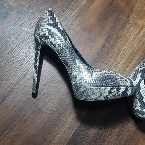 Enzo Angiolini  Snake print platform pumps